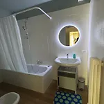 With Private Parking Appartement