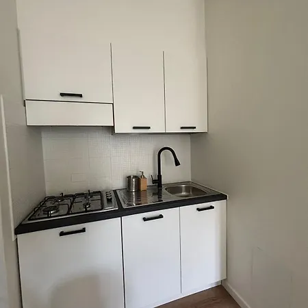 With Private Parking Appartement Lecco