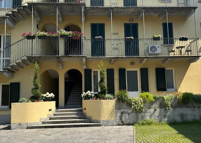 With Private Parking Apartment Lecco
