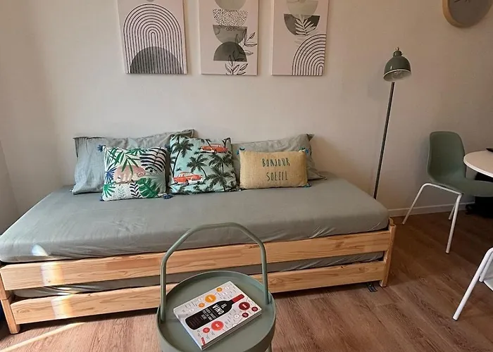 With Private Parking * Lecco